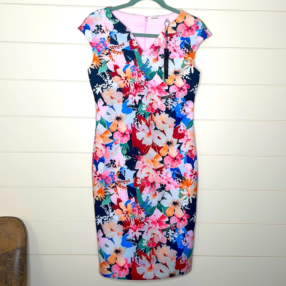 NWT T Tahari Floral Cap Sleeve Dress Size Small